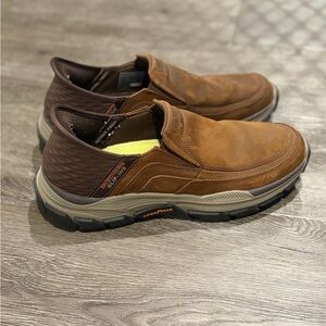 Skechers Brown Leather Respected Elgin Slip-On Air Cool Memory Foam